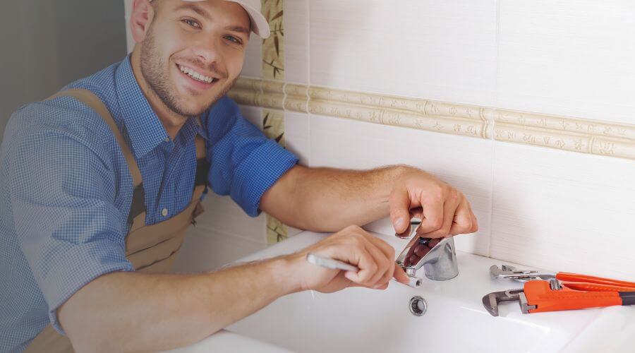 Professional clogged drains services in Bellevue, IA